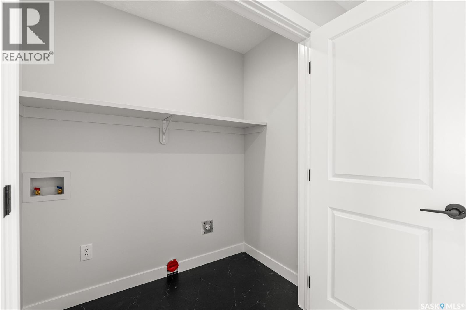 223 Cockcroft Street, Saskatoon, Saskatchewan  S7V 1Z1 - Photo 32 - SK029340