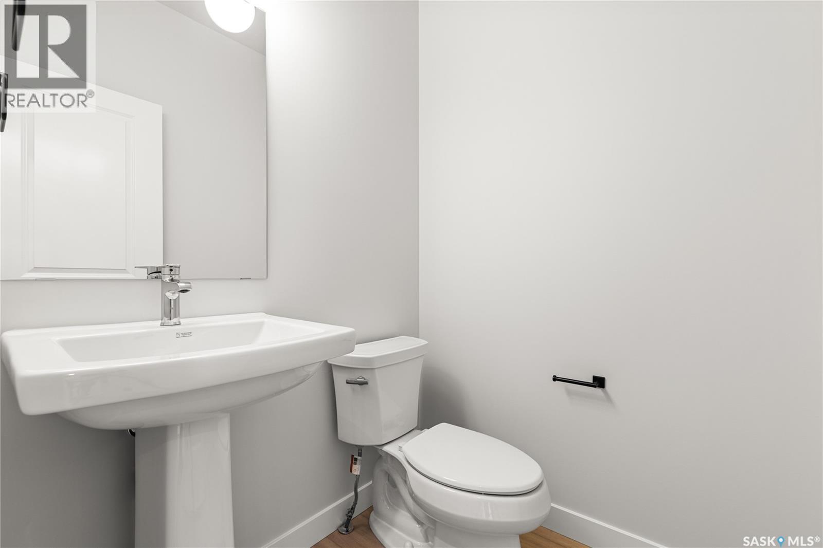 223 Cockcroft Street, Saskatoon, Saskatchewan  S7V 1Z1 - Photo 5 - SK029340