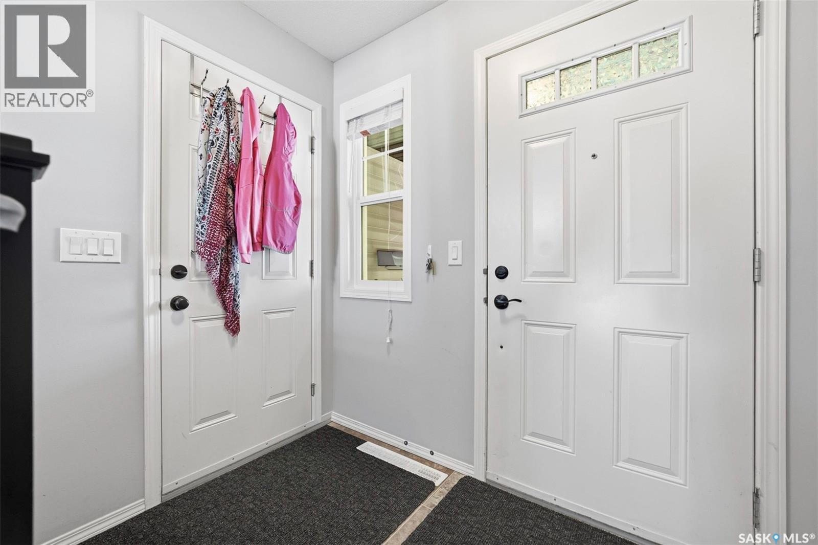 614 150 Langlois Way, Saskatoon, Saskatchewan  S7T 0K9 - Photo 2 - SK029335