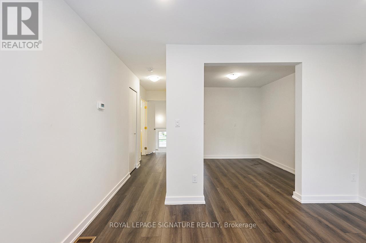 28 Woodman Drive N, Hamilton, Ontario L8H 2M5 - Photo 16 - X12828274