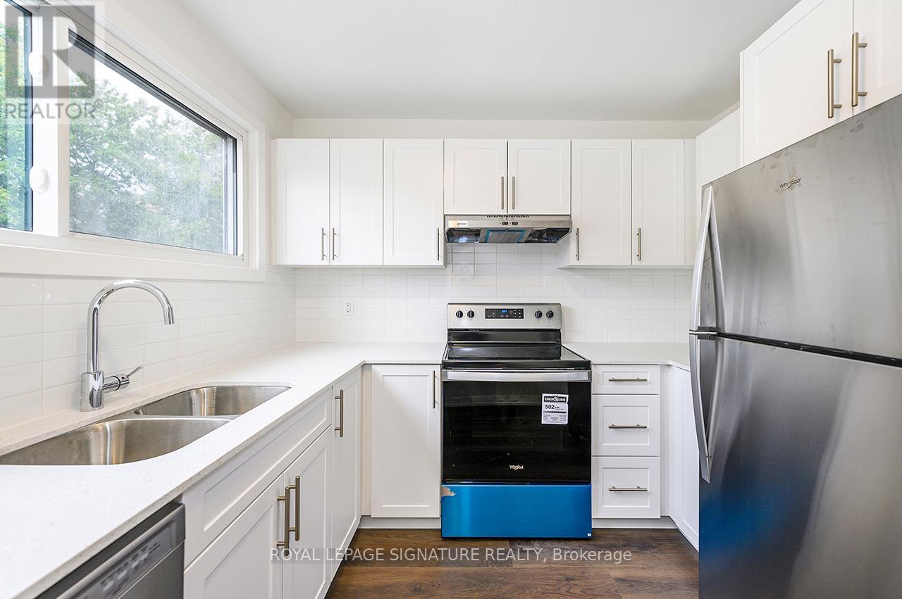 28 Woodman Drive N, Hamilton, Ontario L8H 2M5 - Photo 4 - X12828274