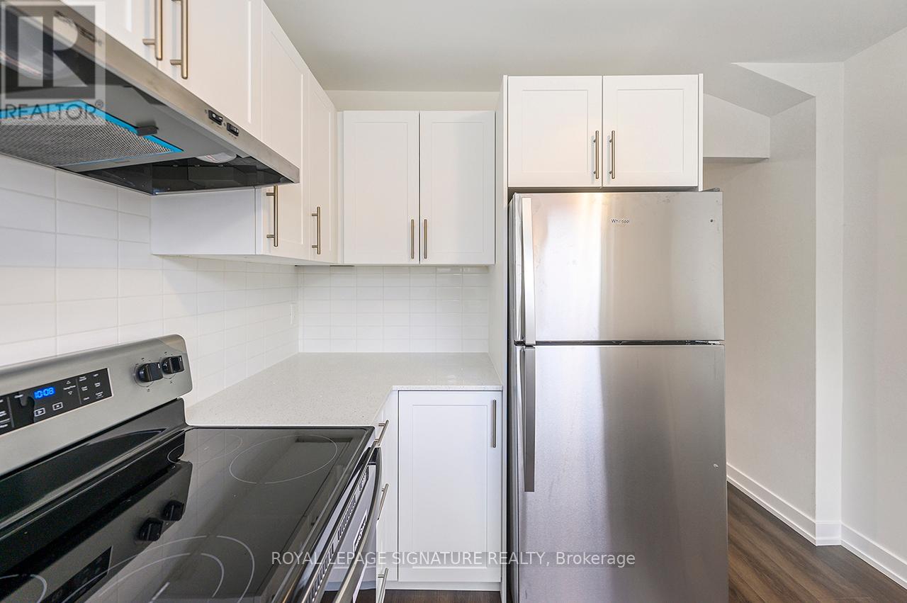 28 Woodman Drive N, Hamilton, Ontario L8H 2M5 - Photo 5 - X12828274