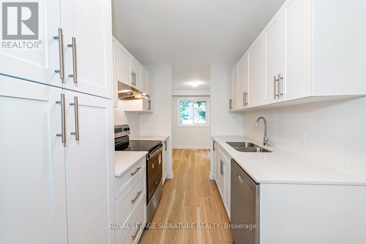 1 - 88 Tunbridge Crescent, Hamilton, Ontario  L8W 1L3 - Photo 10 - X12828330