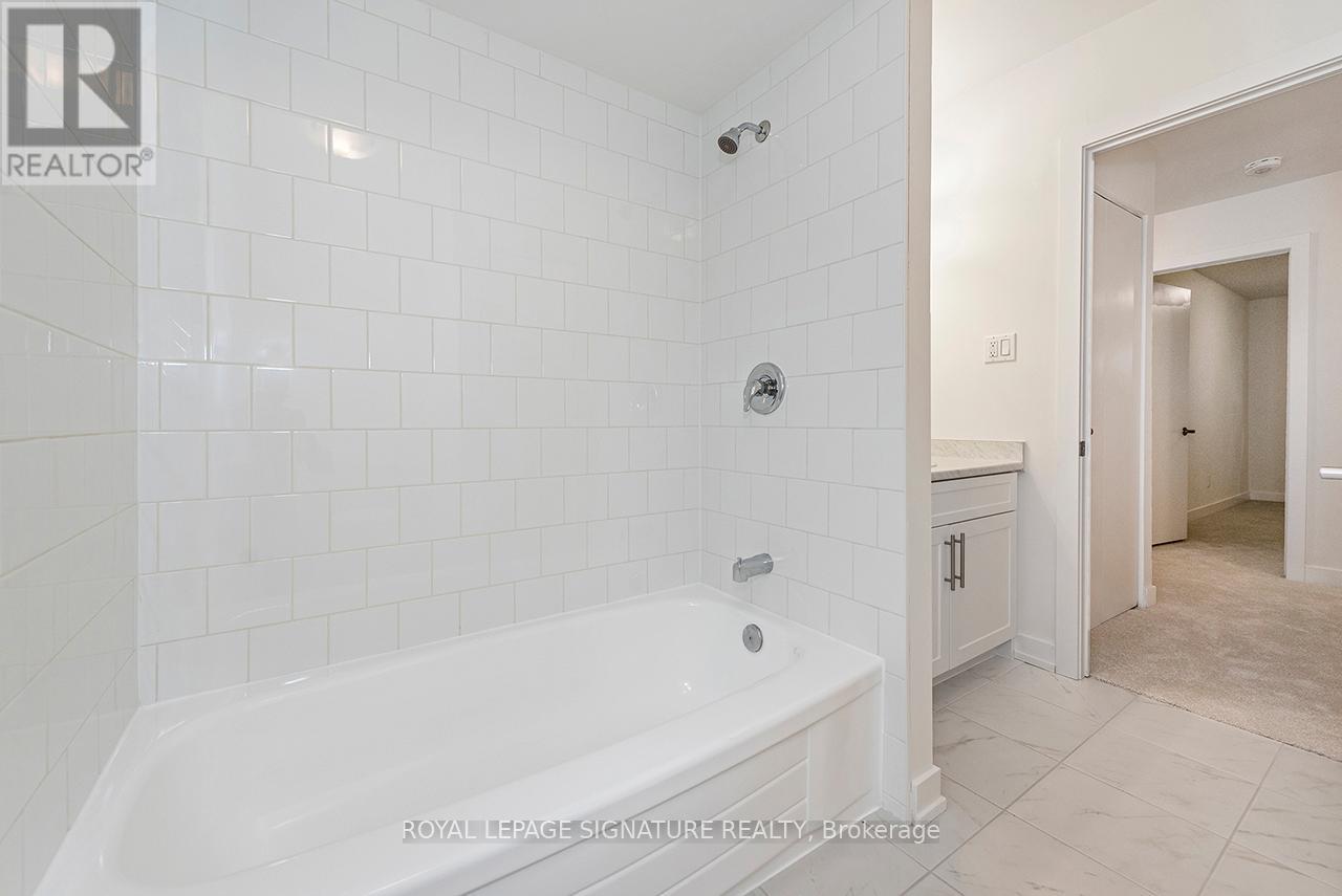 1 - 88 Tunbridge Crescent, Hamilton, Ontario  L8W 1L3 - Photo 27 - X12828330