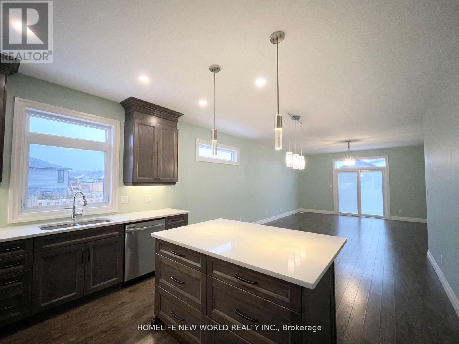38 Schmidt Way, Quinte West, Ontario  K8V 0L6 - Photo 6 - X12828344