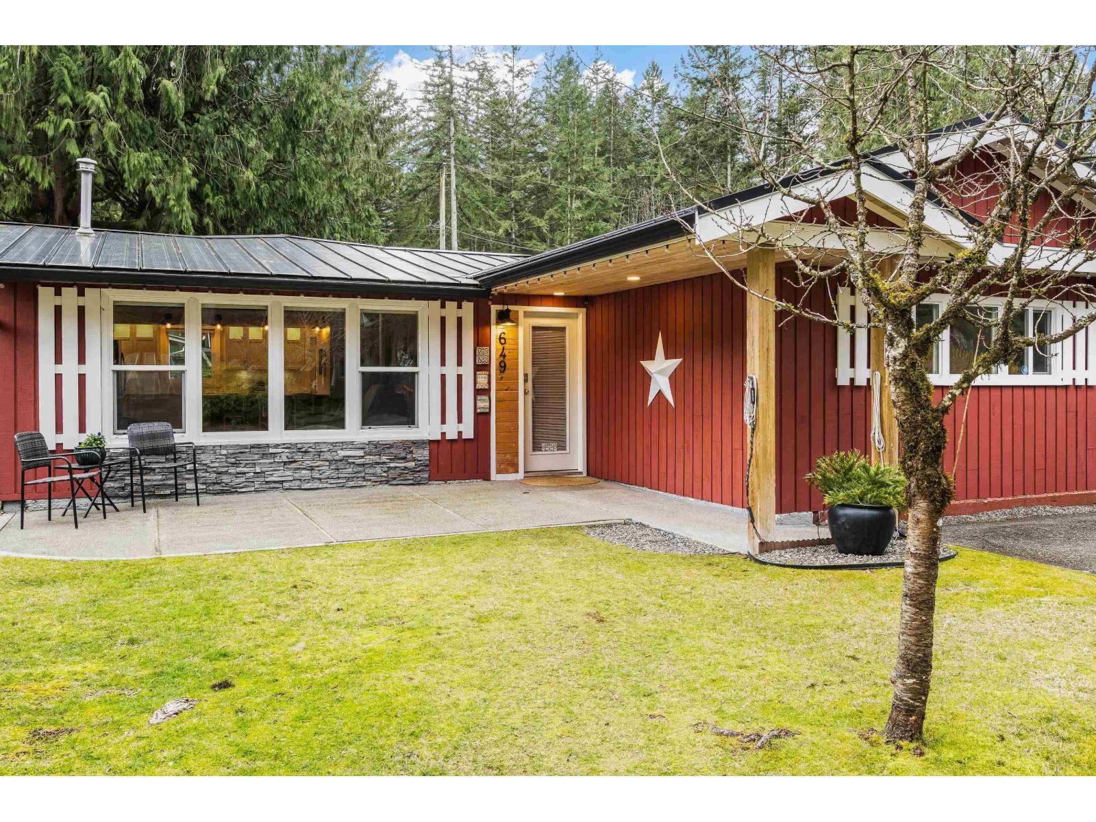 649 Mountain View Road, Cultus Lake North, Cultus Lake, British Columbia  V2R 4Z6 - Photo 9 - R3094227