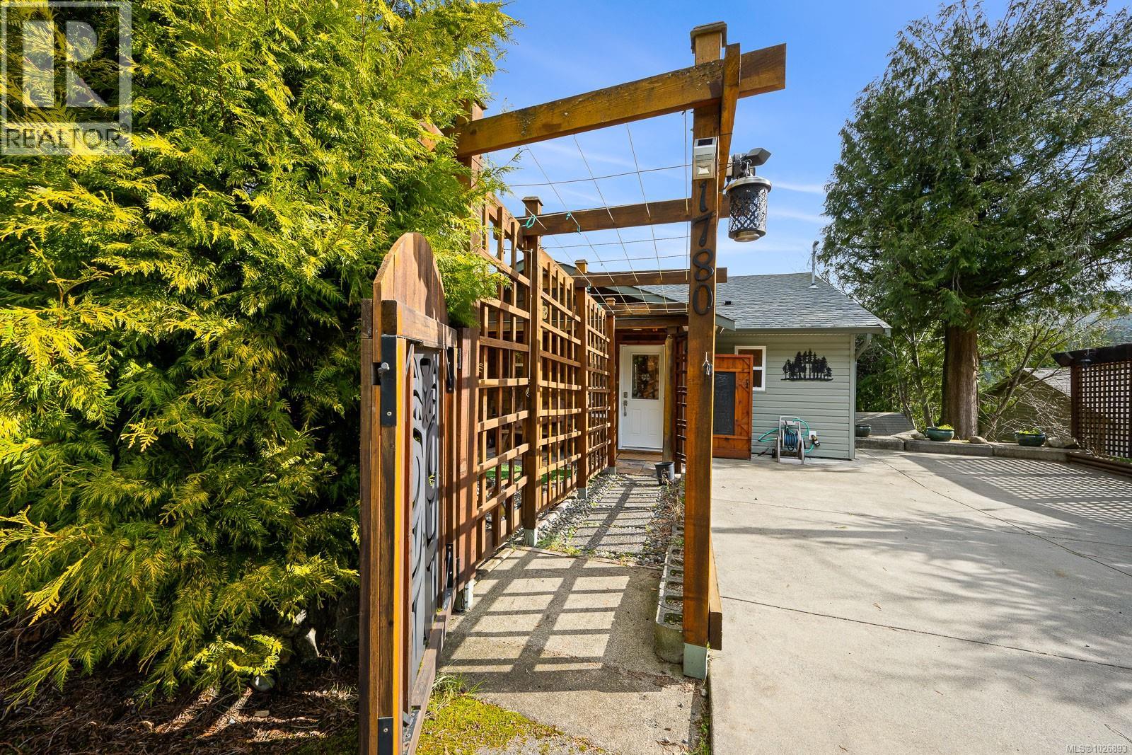 1780 Jay Bell Trail, Qualicum Beach, British Columbia  V9K 2S3 - Photo 66 - 1026893