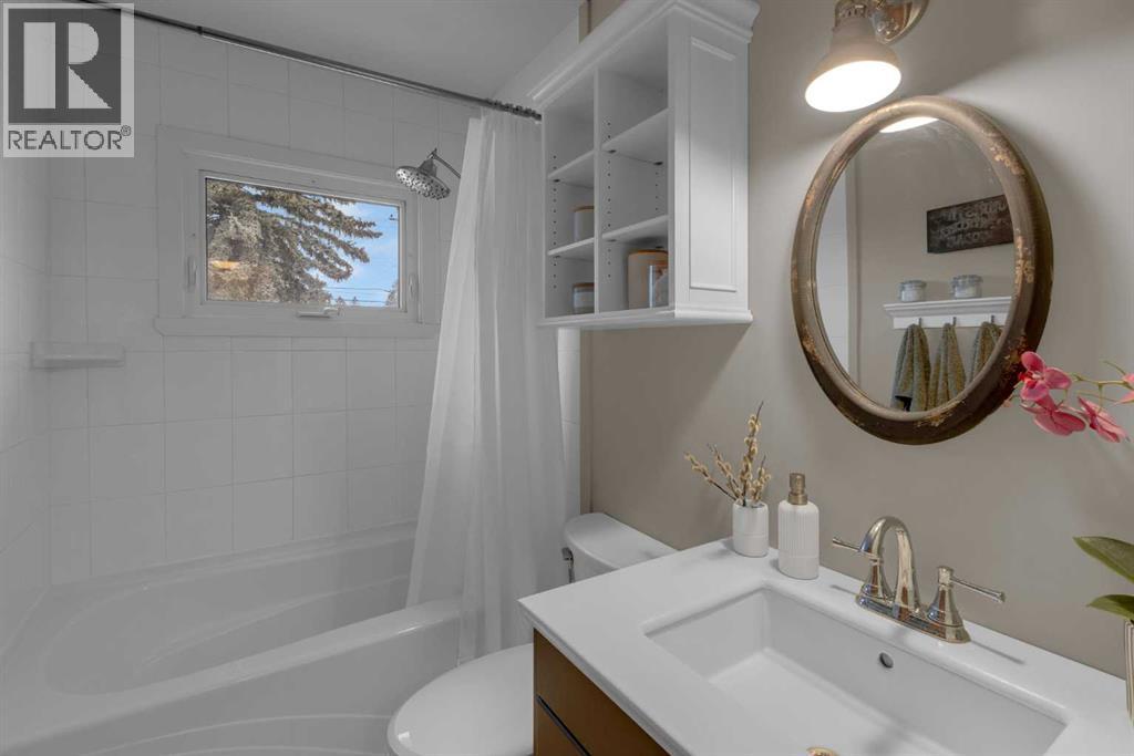 4512 41 Avenue Sw, Calgary, Alberta  T3E 1G7 - Photo 22 - A2283757