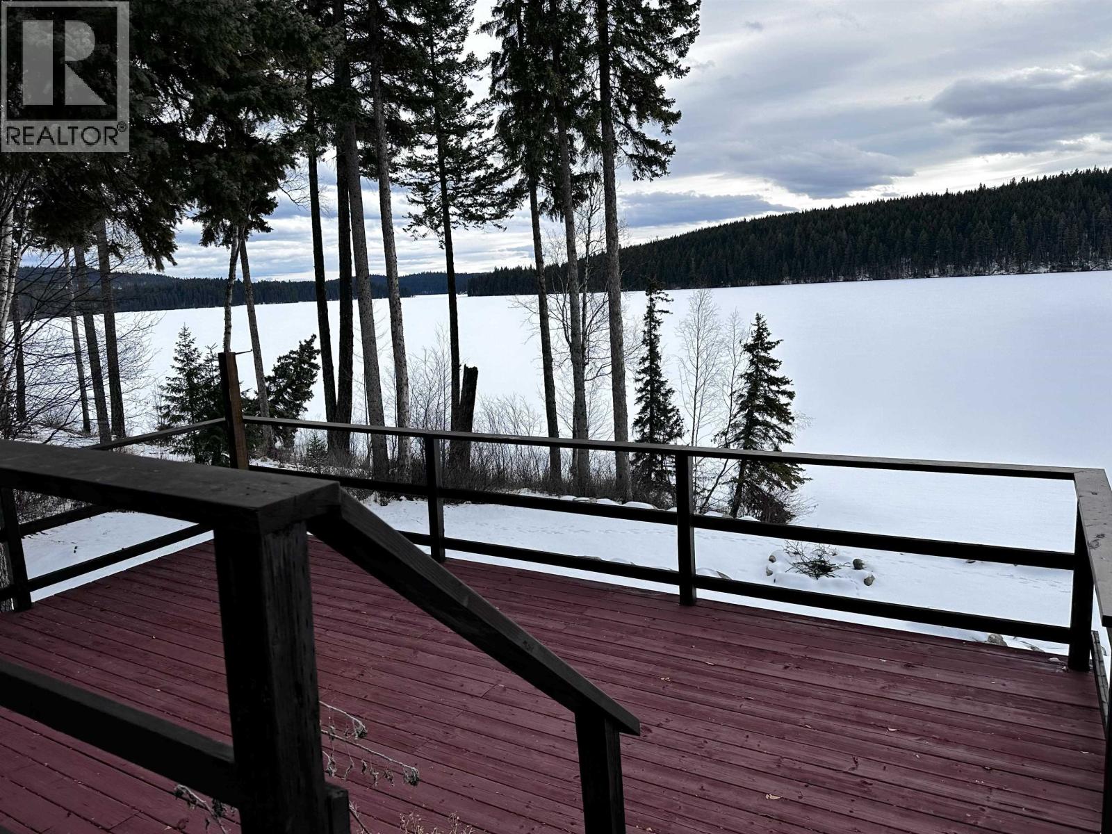 5780 Timothy Lake Road, 100 Mile House, British Columbia  V0K 1T0 - Photo 7 - R3094293