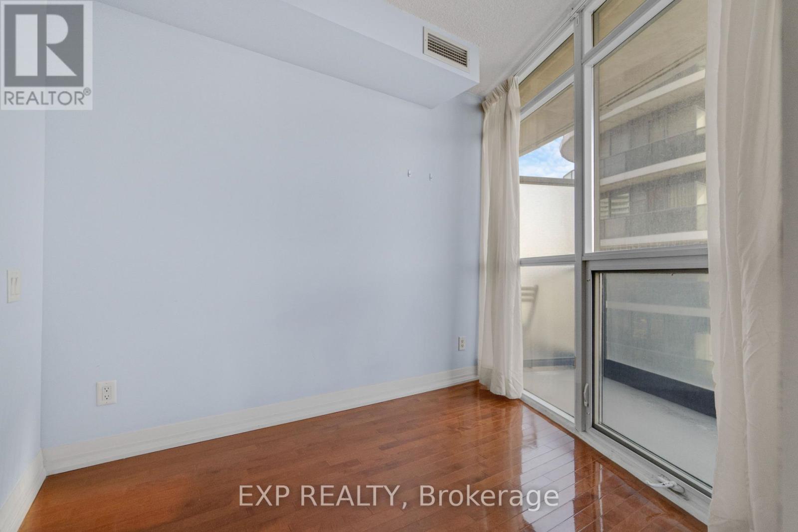 2807 - 21 Carlton Street, Toronto, Ontario  M5B 1L3 - Photo 16 - C12808354