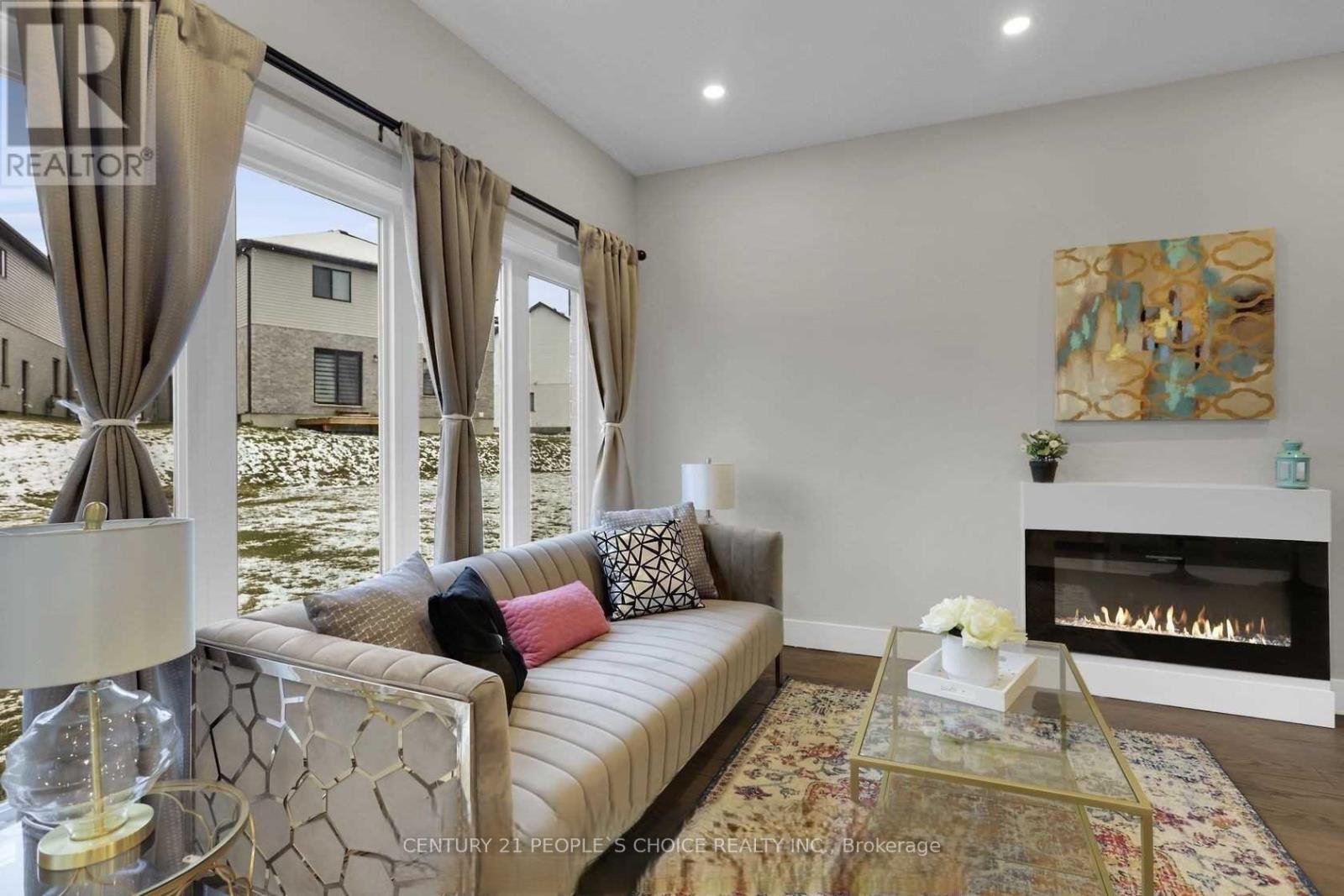 3014 Doyle Drive, London South, Ontario  N6M 0G9 - Photo 6 - X12808584