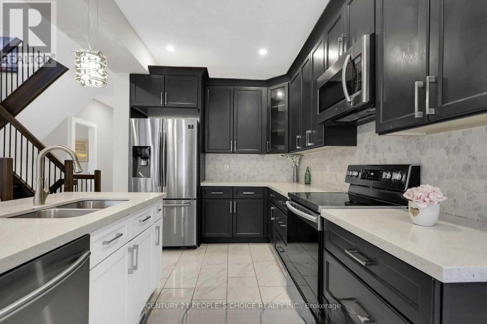 3014 Doyle Drive, London South, Ontario  N6M 0G9 - Photo 9 - X12808584