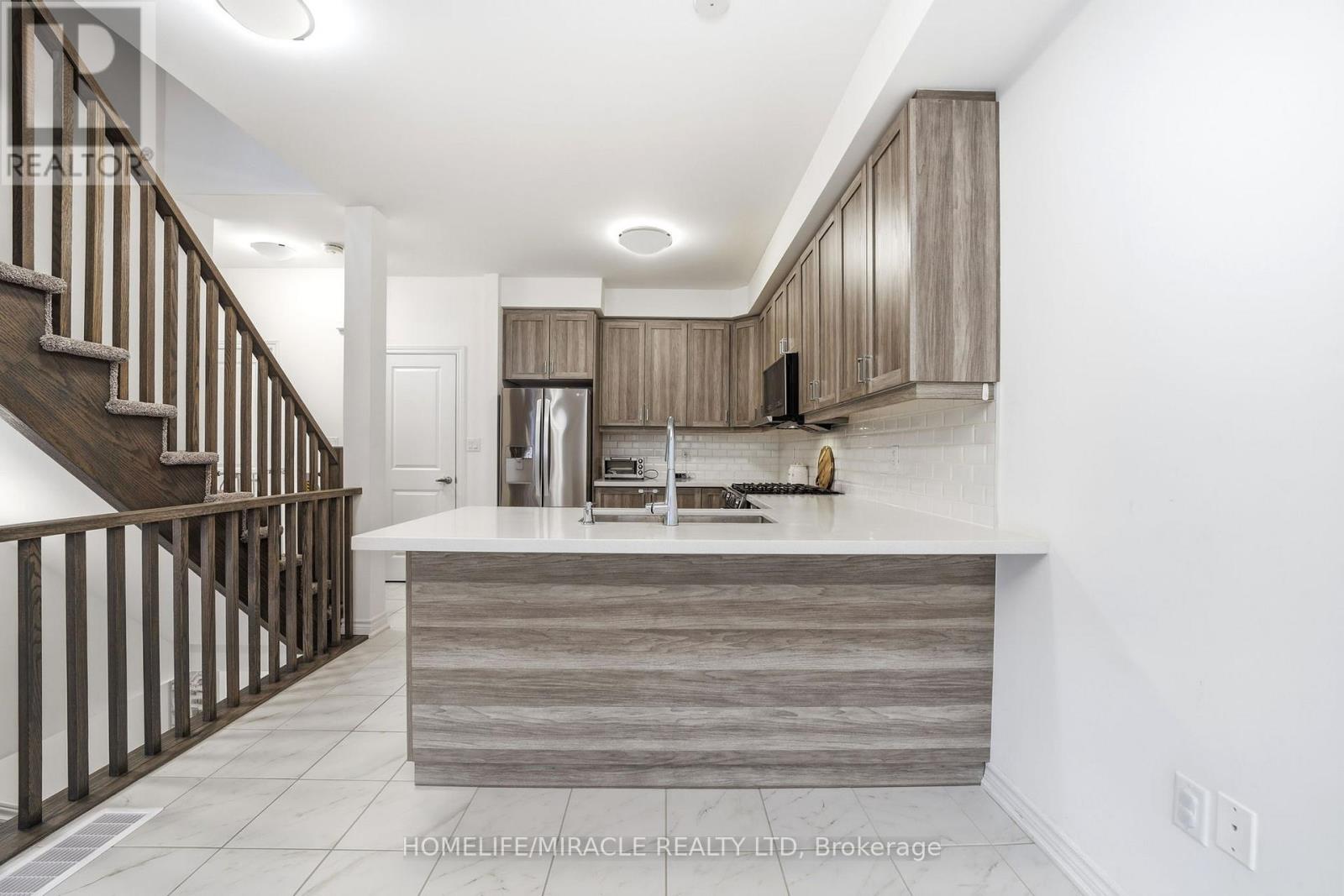 95 - 461 Blackburn Drive, Brantford, Ontario  N3T 0W9 - Photo 13 - X12826240