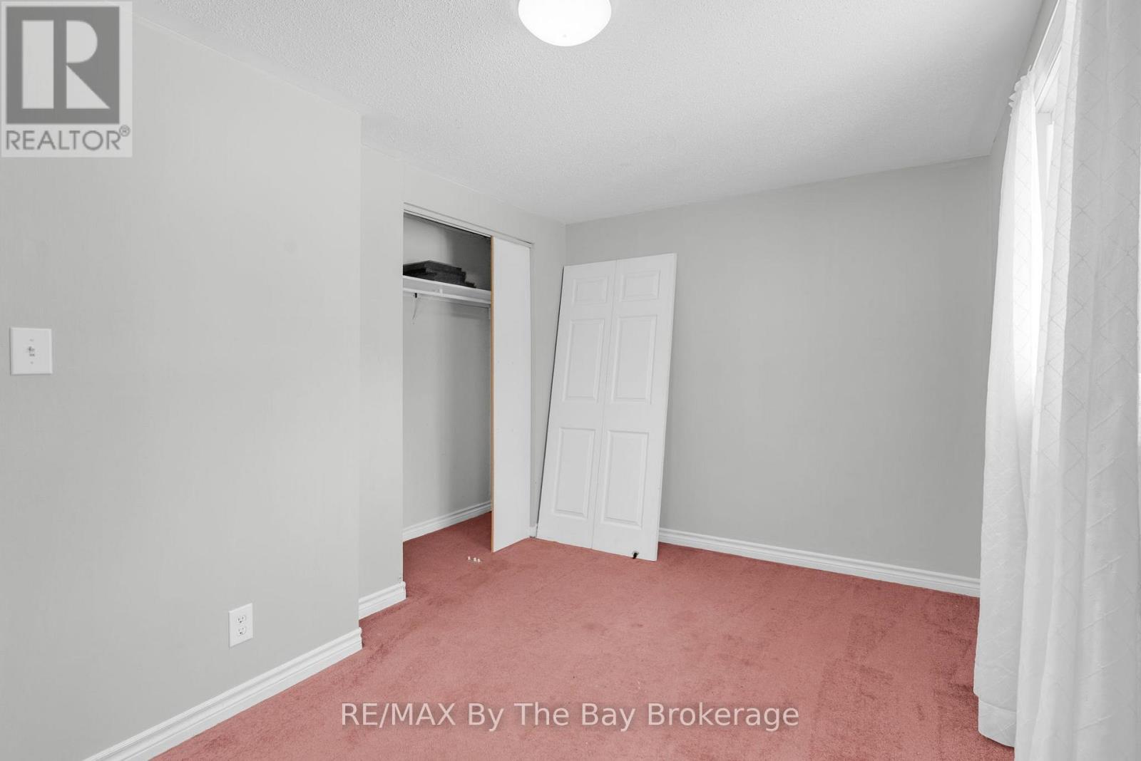 1781 Klondike Park Road, Wasaga Beach, Ontario L9Z 2W8 - Photo 16 - S12828464