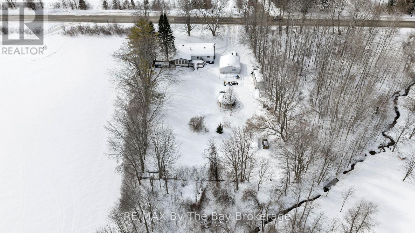 1781 Klondike Park Road, Wasaga Beach, Ontario L9Z 2W8 - Photo 28 - S12828464