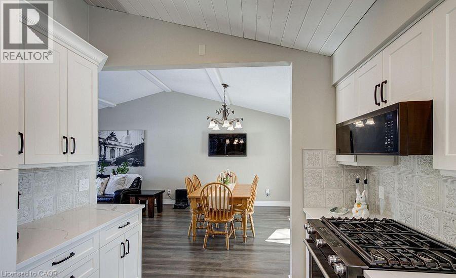 11 Robin Street S, Sweaburg, Ontario  N4S 7V6 - Photo 10 - 40808327