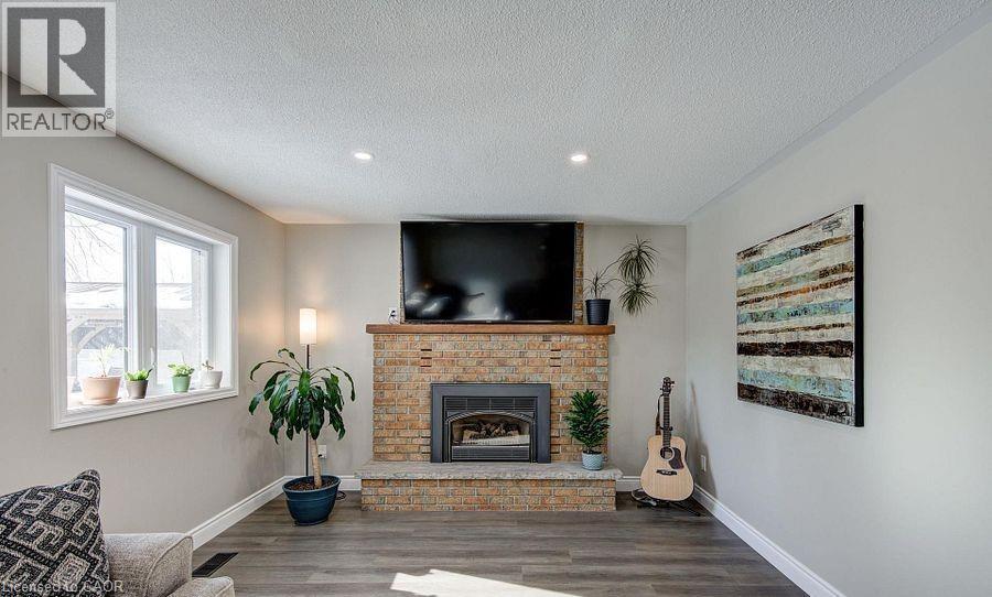 11 Robin Street S, Sweaburg, Ontario  N4S 7V6 - Photo 24 - 40808327