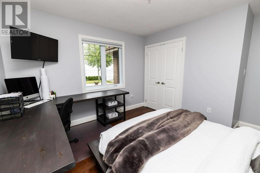 857 Sunnyside Beach Rd, Sault Ste. Marie, Ontario  P6A 6K4 - Photo 40 - SM260217