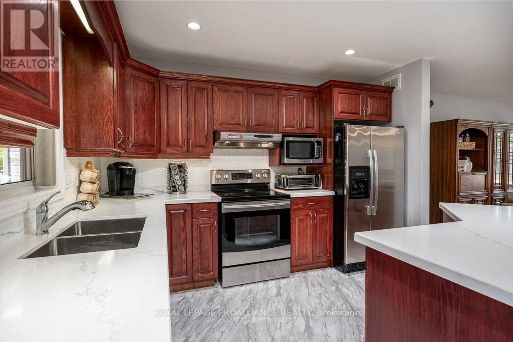 2 Stonegate Crescent, Quinte West, Ontario  K0K 2C0 - Photo 15 - X12828480