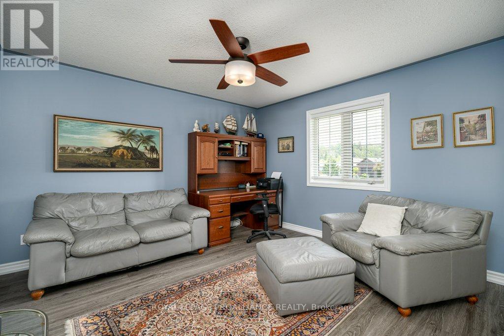 2 Stonegate Crescent, Quinte West, Ontario  K0K 2C0 - Photo 24 - X12828480