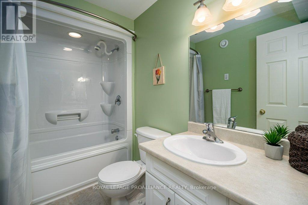 2 Stonegate Crescent, Quinte West, Ontario  K0K 2C0 - Photo 31 - X12828480