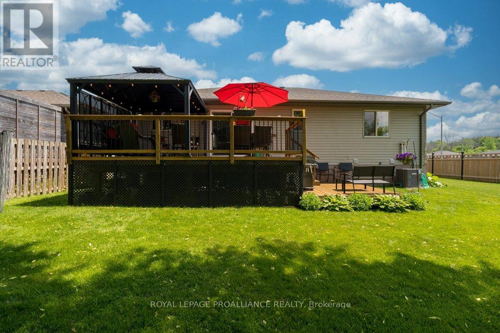 2 Stonegate Crescent, Quinte West, Ontario  K0K 2C0 - Photo 36 - X12828480