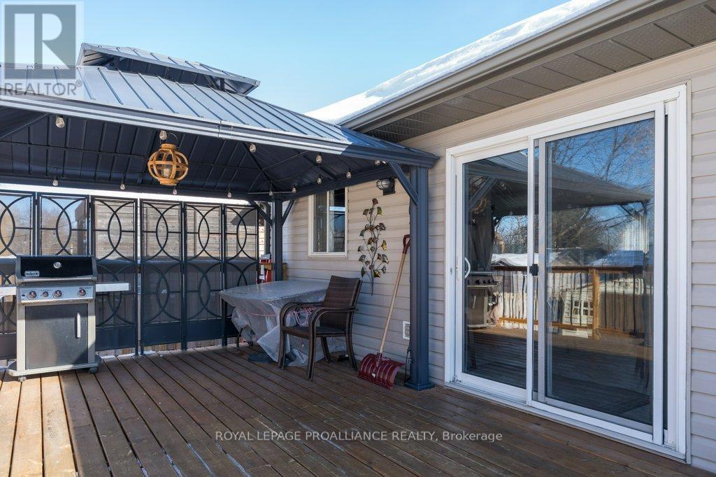 2 Stonegate Crescent, Quinte West, Ontario  K0K 2C0 - Photo 6 - X12828480