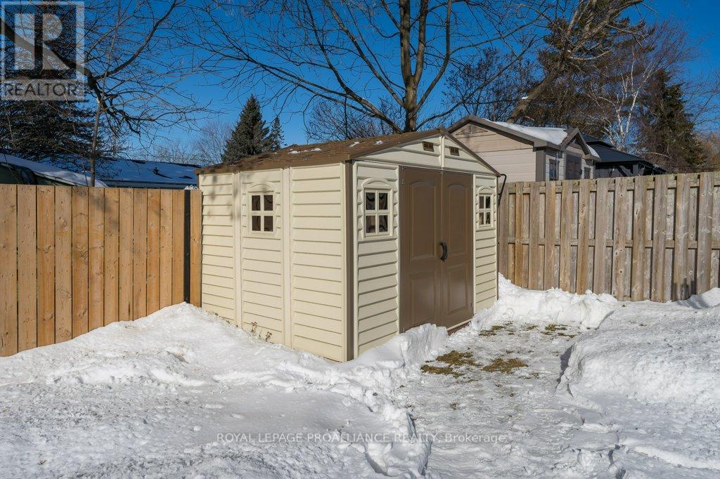 2 Stonegate Crescent, Quinte West, Ontario  K0K 2C0 - Photo 9 - X12828480