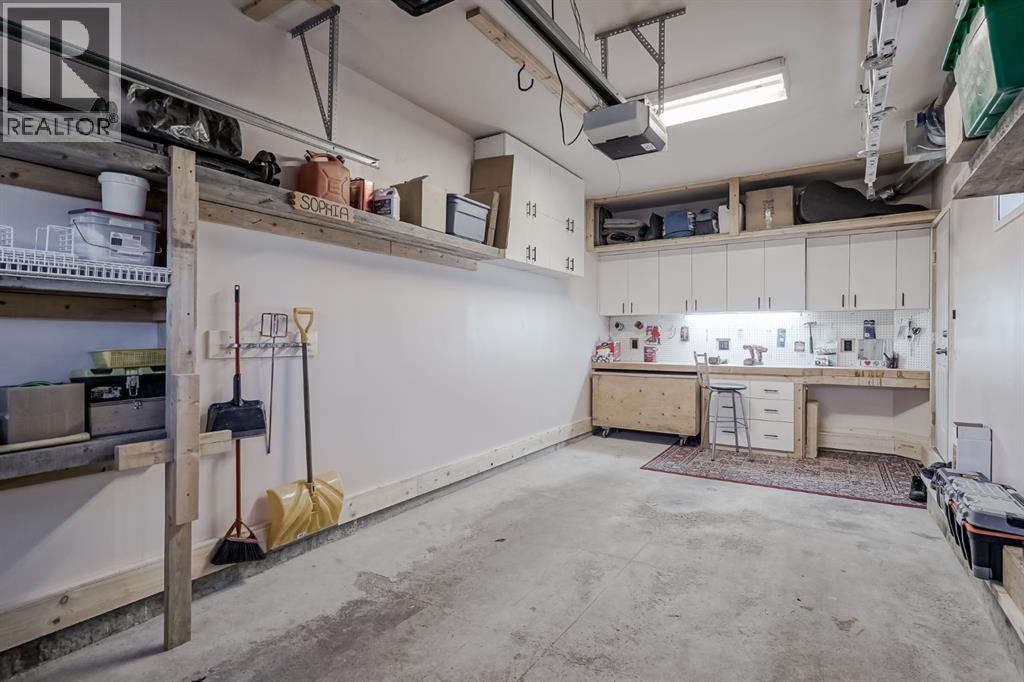 104, 39 Hidden Creek Place Nw, Calgary, Alberta  T3A 6B9 - Photo 31 - A2277630