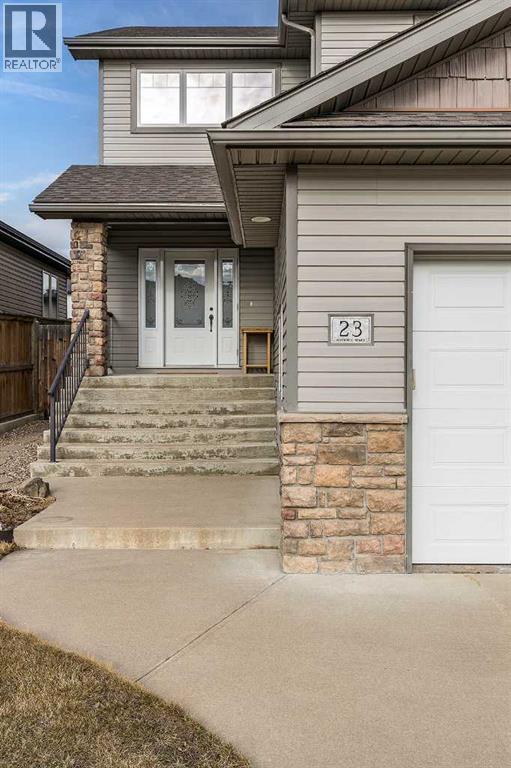 23 Ranchlands Way Ne, Medicine Hat, Alberta  T1C 0C9 - Photo 4 - A2288654