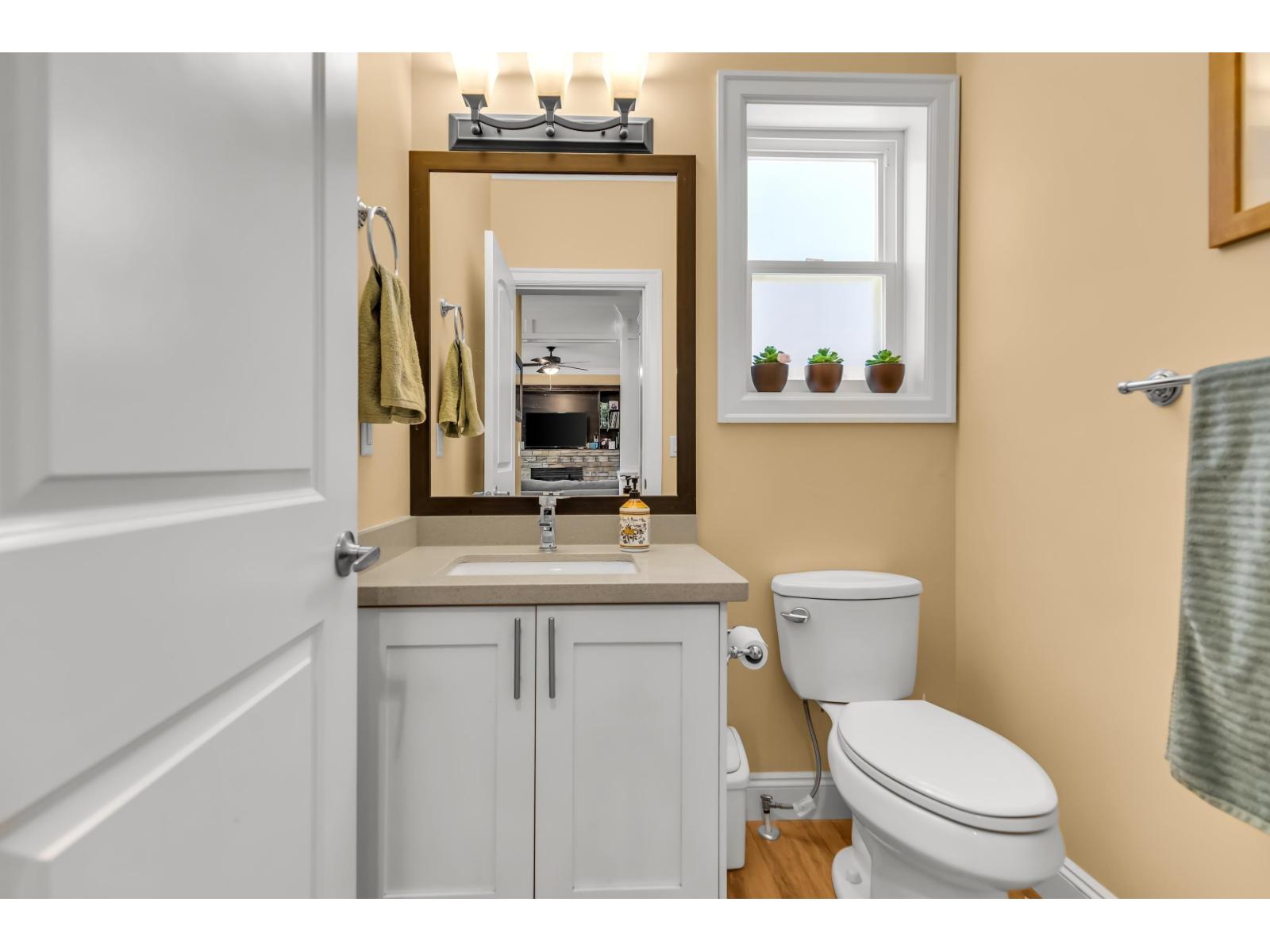 33116 Tunbridge Avenue, Mission, British Columbia  V2V 0C2 - Photo 6 - R3088043