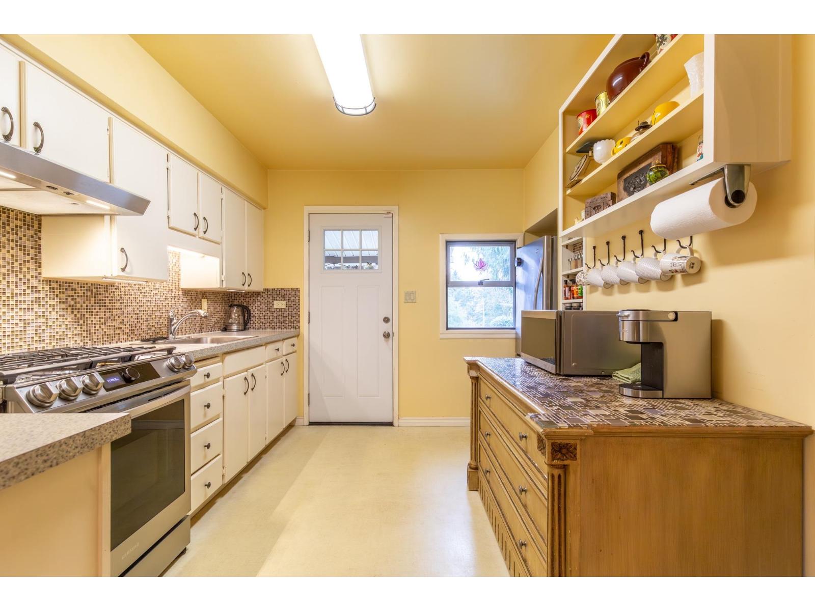 13221 112b Avenue, Surrey, British Columbia  V3R 2H4 - Photo 13 - R3094200