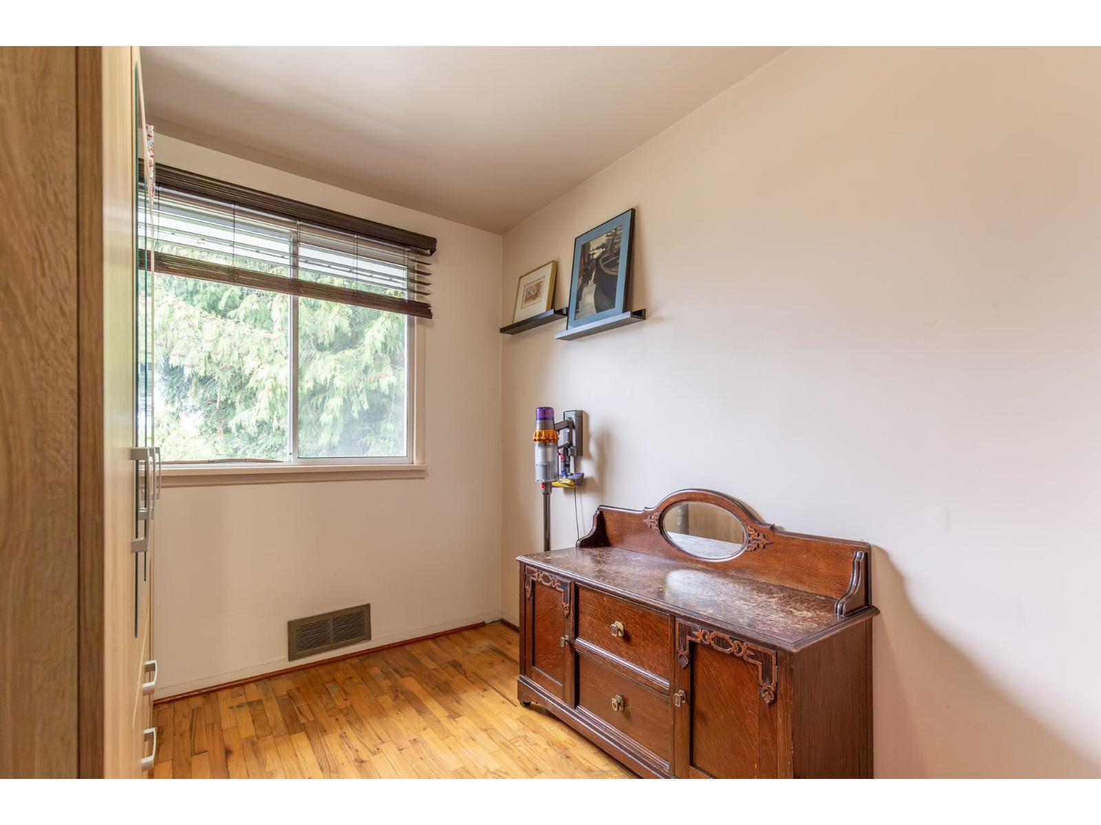 13221 112b Avenue, Surrey, British Columbia  V3R 2H4 - Photo 24 - R3094200