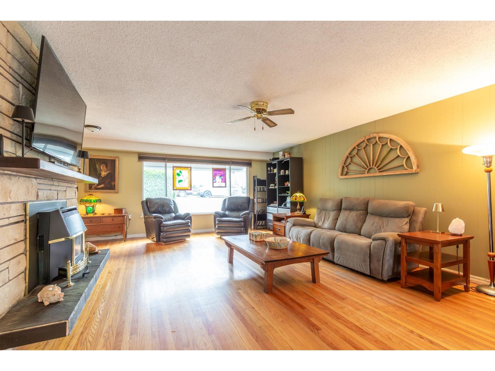 13221 112b Avenue, Surrey, British Columbia  V3R 2H4 - Photo 7 - R3094200