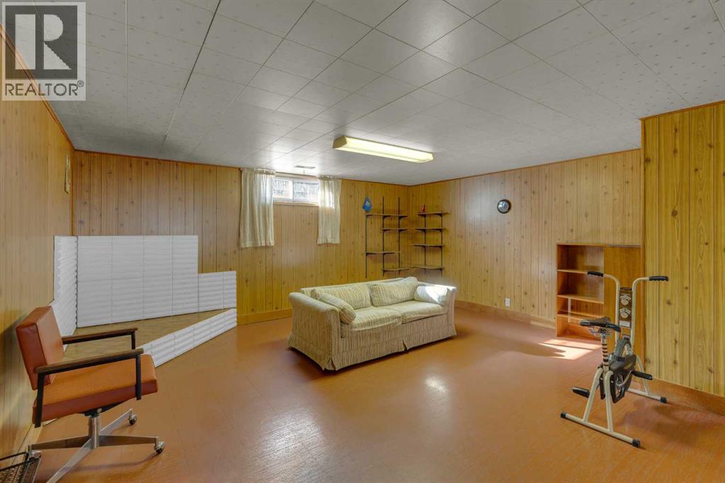 9628 Palisan Place Sw, Calgary, Alberta  T2V 3S9 - Photo 22 - A2287456