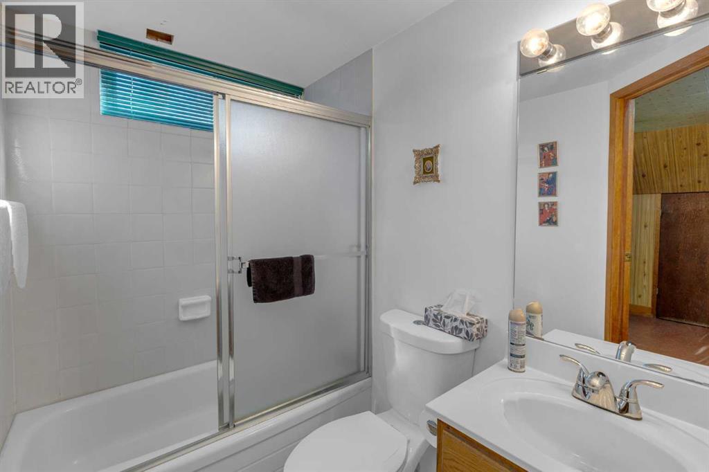 9628 Palisan Place Sw, Calgary, Alberta  T2V 3S9 - Photo 28 - A2287456