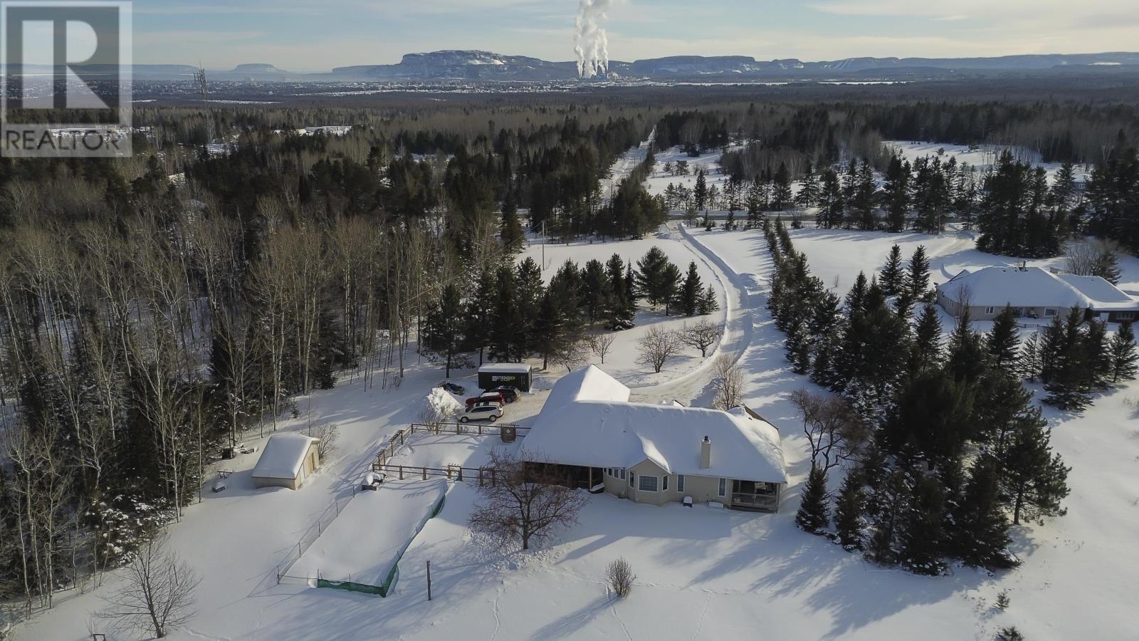 1866 Oliver Rd, Thunder Bay, Ontario  P7G 1P1 - Photo 46 - TB2600302