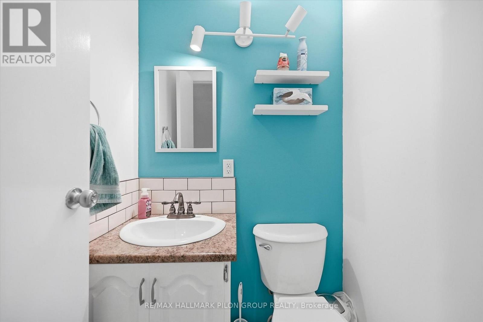 1326 Dussere Street, Ottawa, Ontario  K1C 1P4 - Photo 13 - X12828504