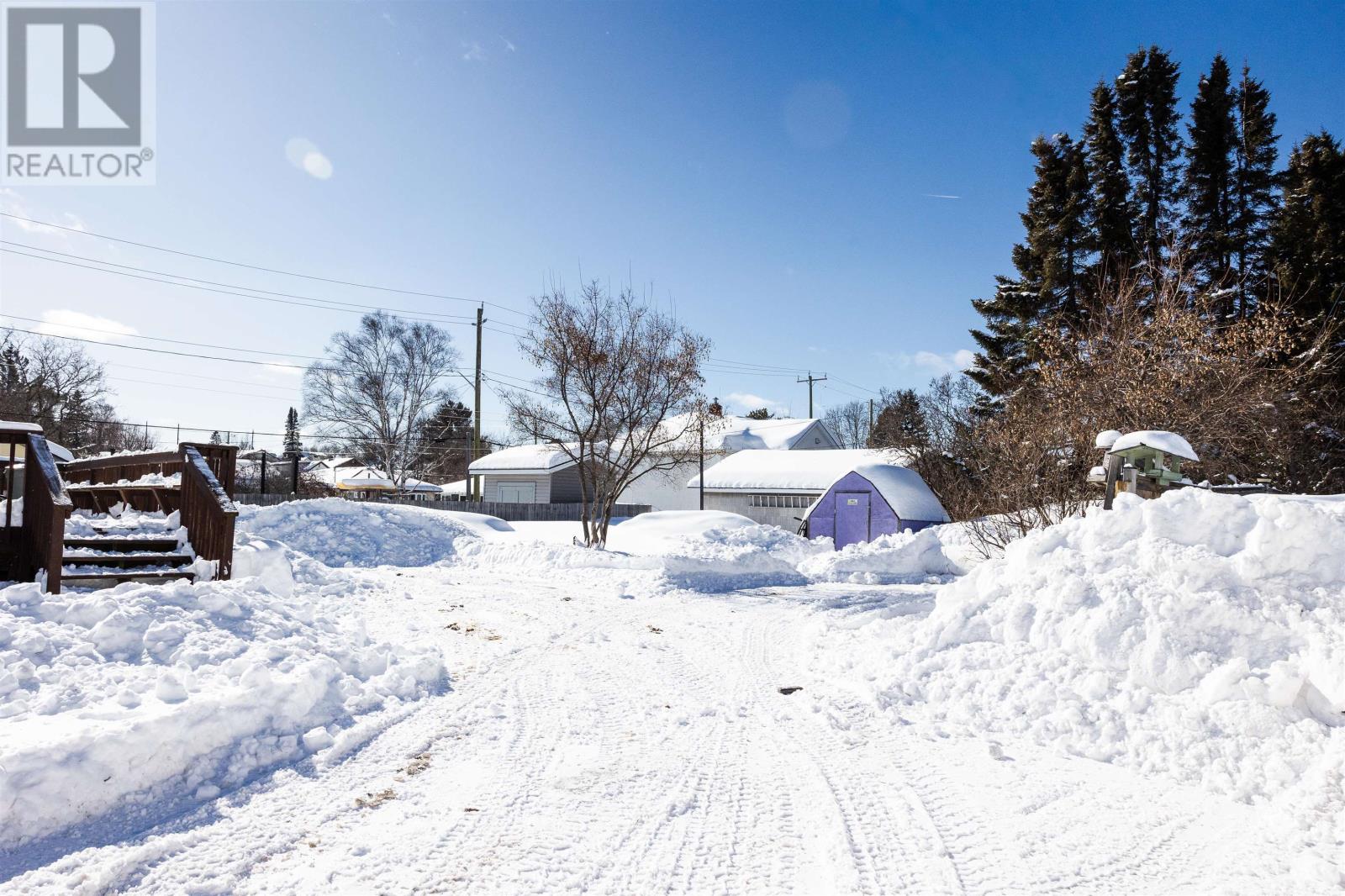 202 Pine St, Thunder Bay, Ontario  P7A 5X8 - Photo 25 - TB2600306