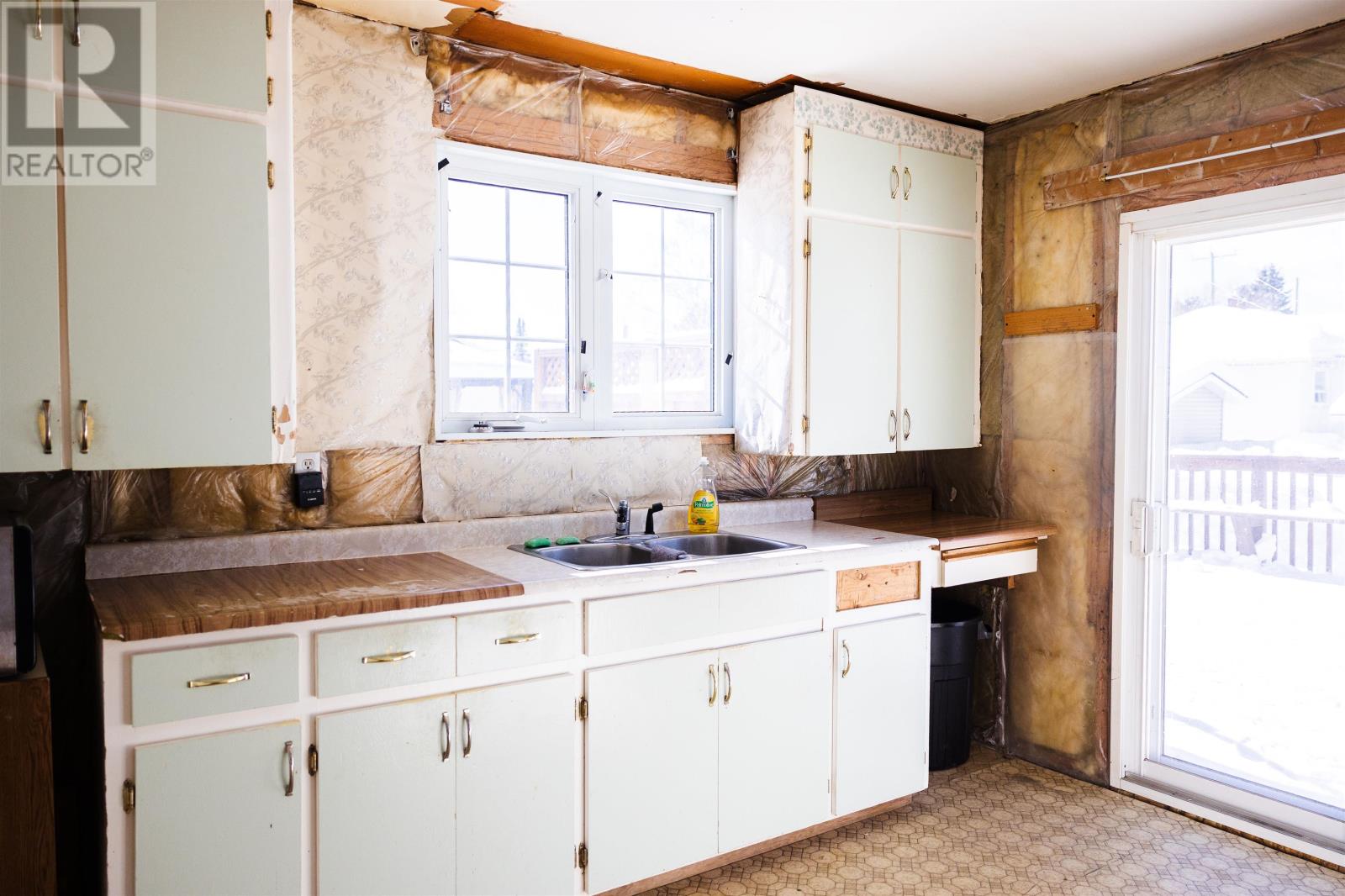 202 Pine St, Thunder Bay, Ontario  P7A 5X8 - Photo 7 - TB2600306