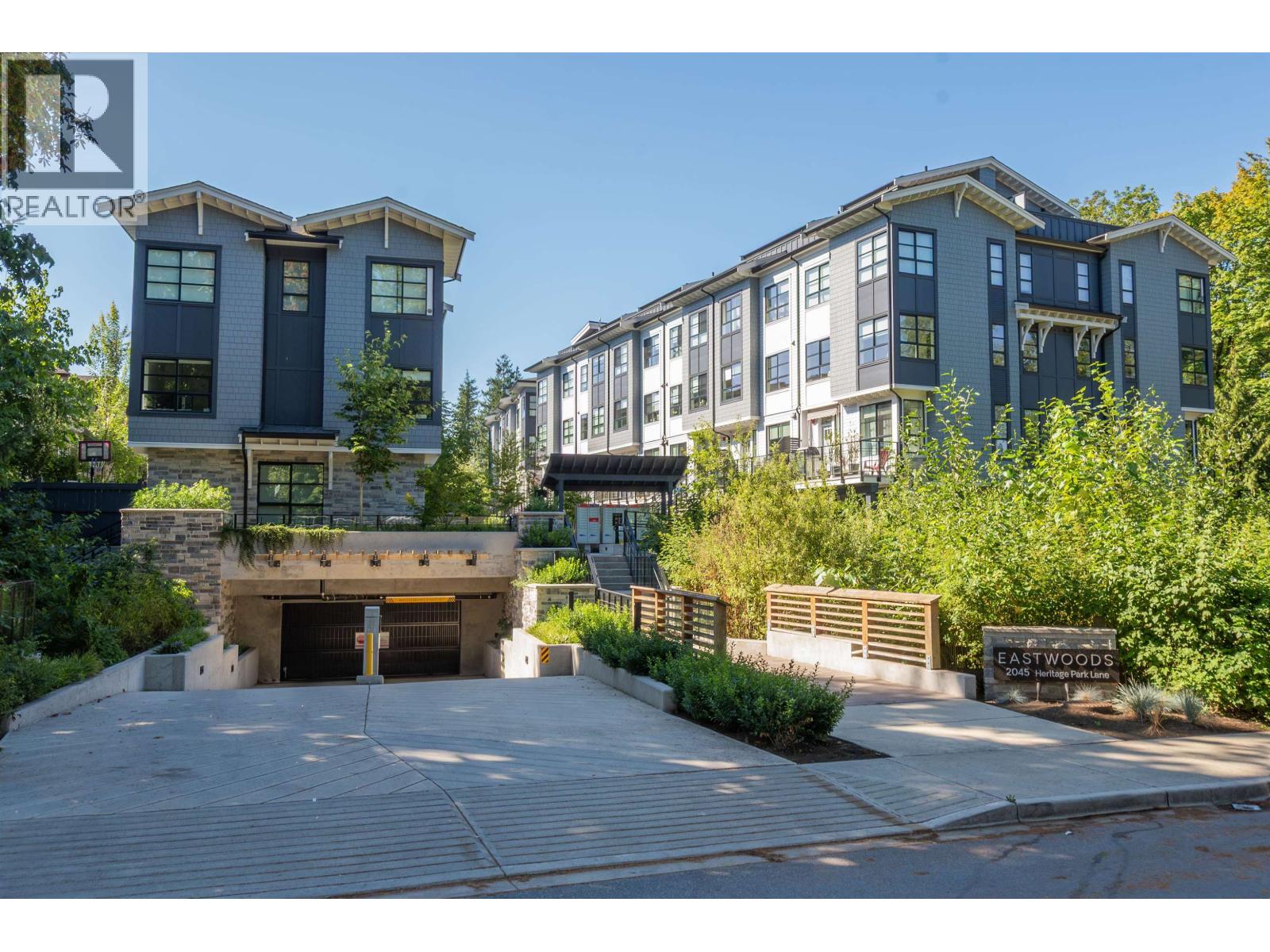 118 2045 Heritage Park Lane, North Vancouver, British Columbia  V7H 0E3 - Photo 2 - R3094280