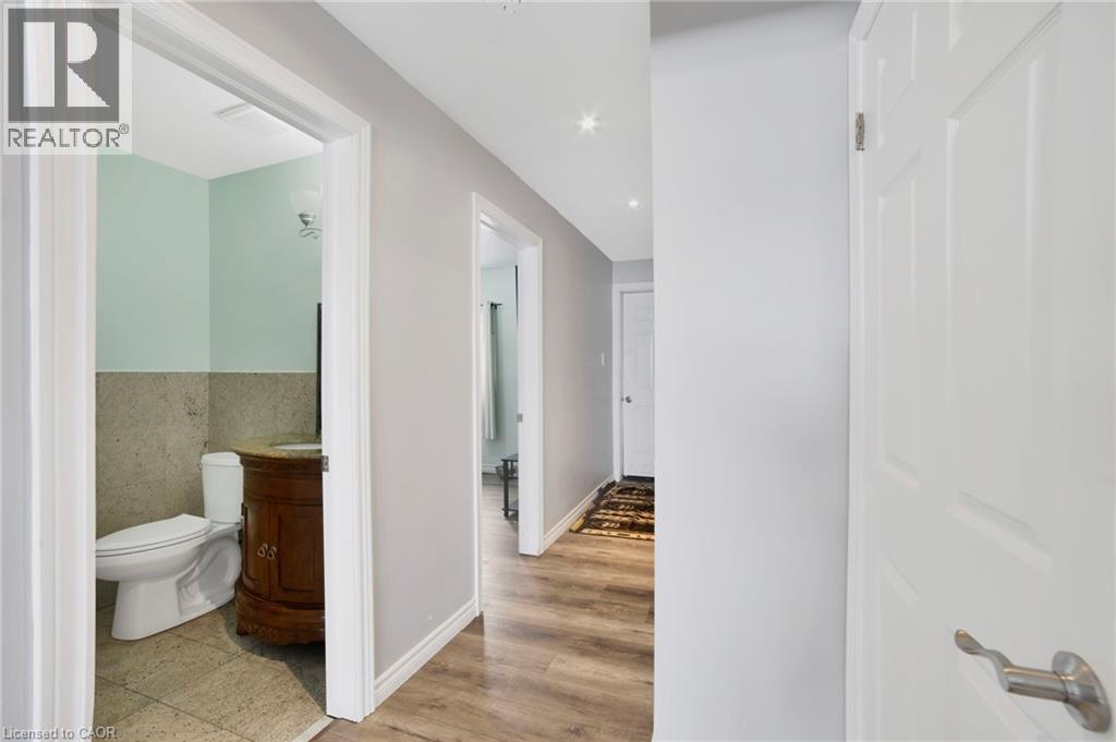 965 Highland Road E, Stoney Creek, Ontario  L8J 3G1 - Photo 29 - 40808335