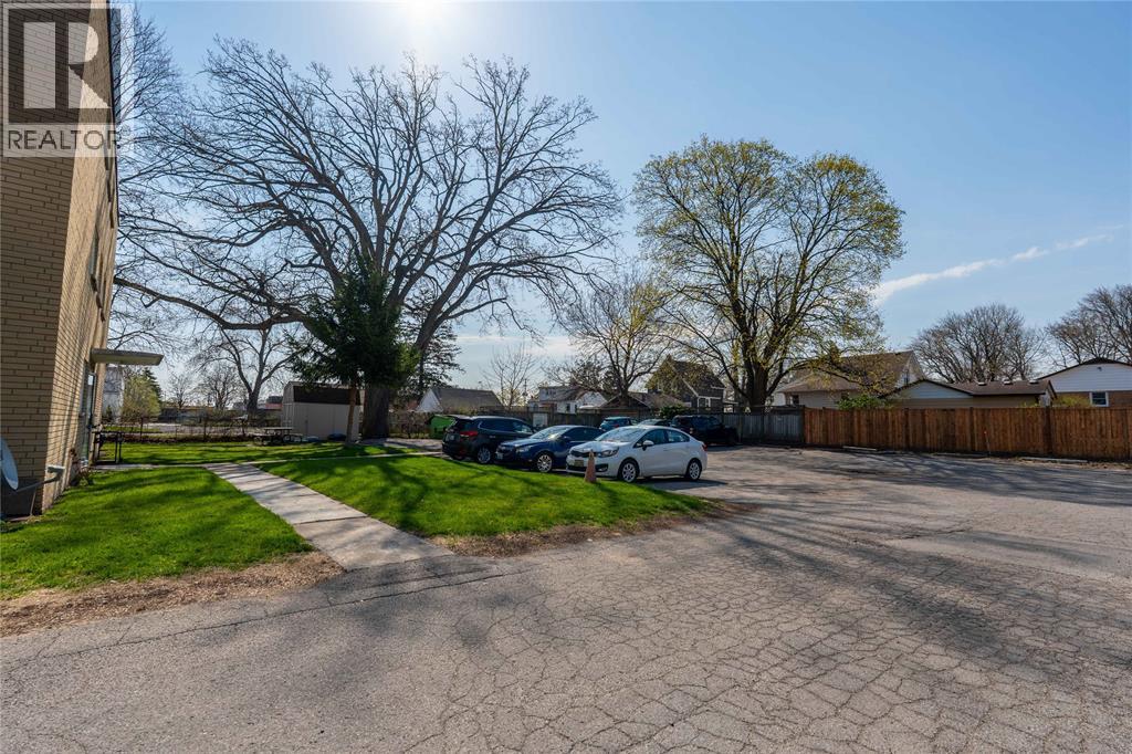 1075 Brenchley Avenue Unit# 106, Sarnia, Ontario  N7S 1R6 - Photo 2 - 26004195