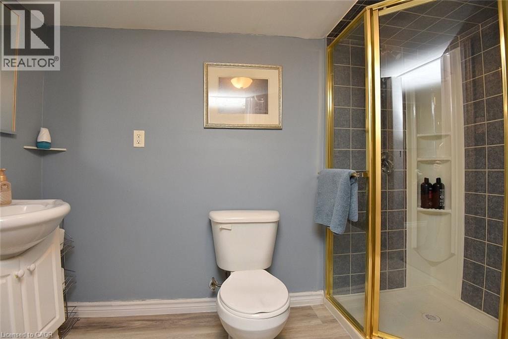 19 East 17th Street, Hamilton, Ontario  L9A 4L9 - Photo 28 - 40802010