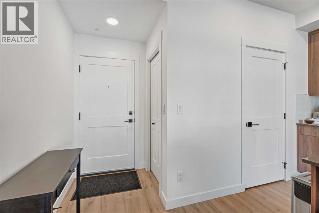 215, 70 Sage Hill Walk Nw, Calgary, Alberta  T3R 2H6 - Photo 2 - A2279603