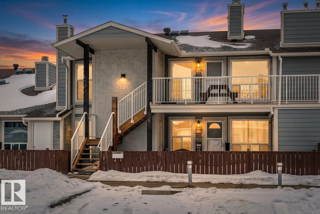 2324 151 AV NW, edmonton, Alberta