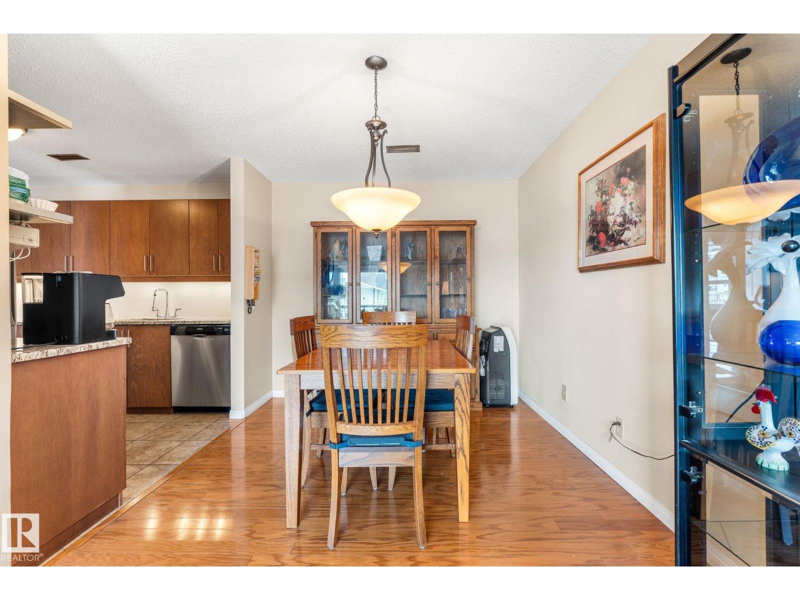 2324 151 Av Nw, Edmonton, Alberta  T5Y 2L1 - Photo 12 - E4475220