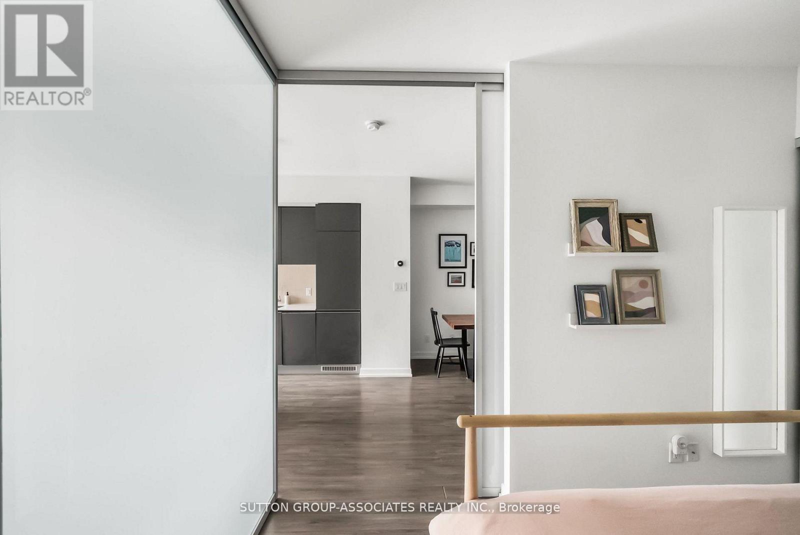 502 - 377 Madison Avenue, Toronto, Ontario  M4V 3E1 - Photo 15 - C12828446