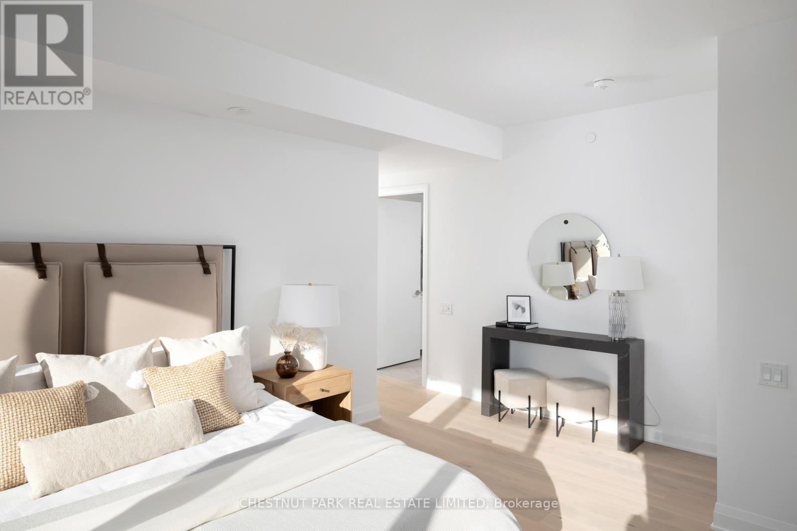 1702 - 33 Frederick Todd Way, Toronto, Ontario  M4G 0C9 - Photo 34 - C12828448