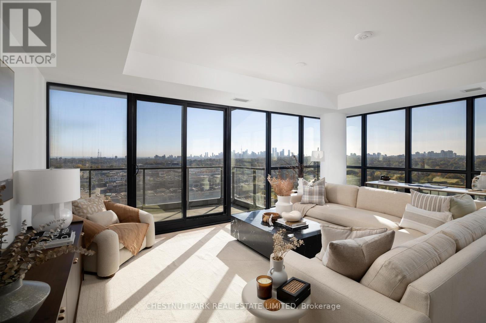 1702 - 33 Frederick Todd Way, Toronto, Ontario  M4G 0C9 - Photo 7 - C12828448